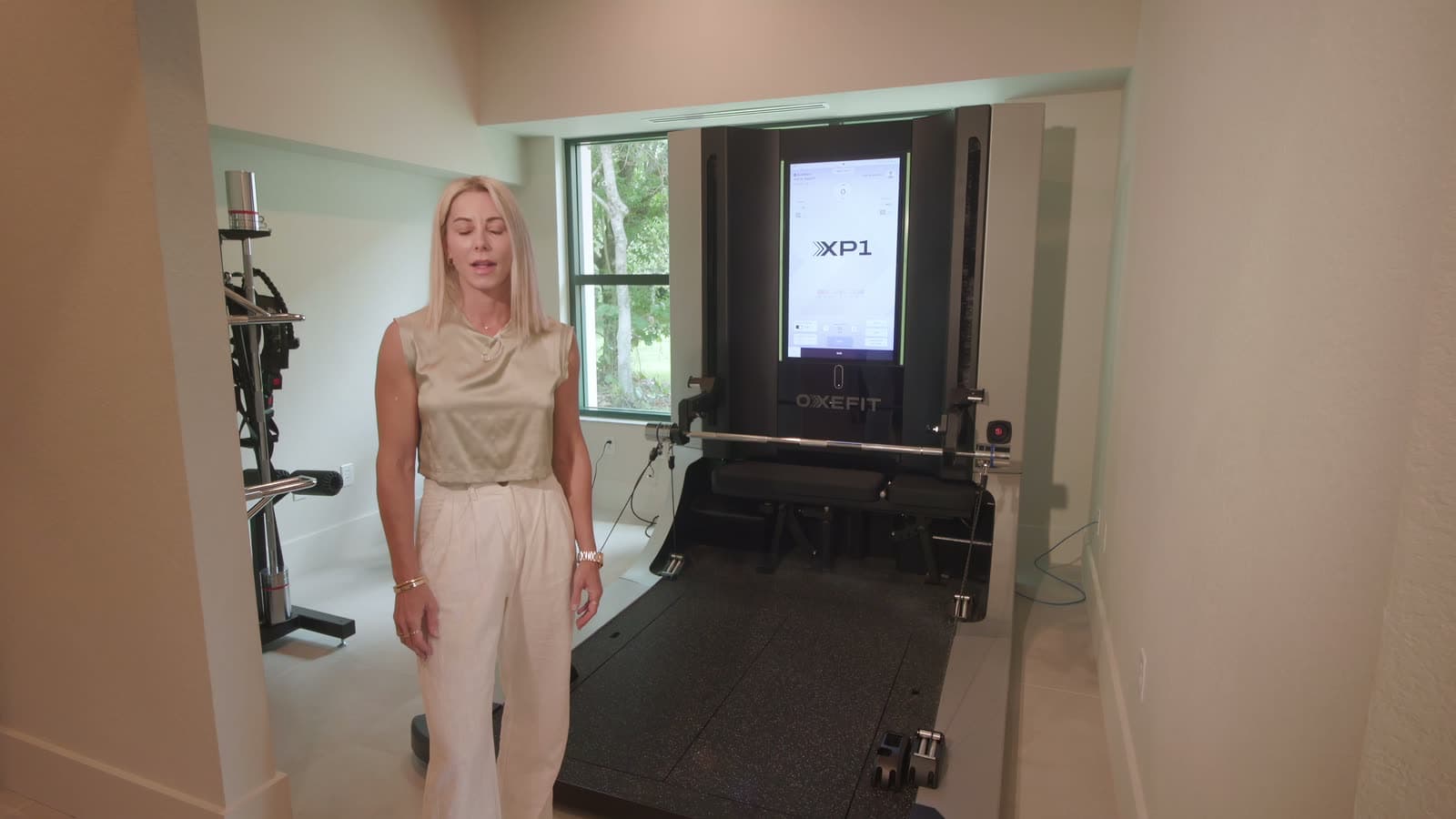 The OxeFit AI strength system at OutRecover